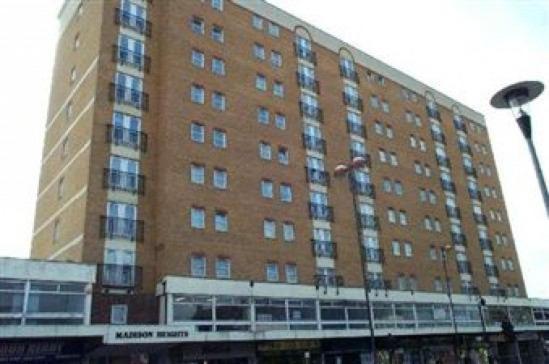 Private Double Bedroom In Hounslow Near Heathrow London Exteriör bild